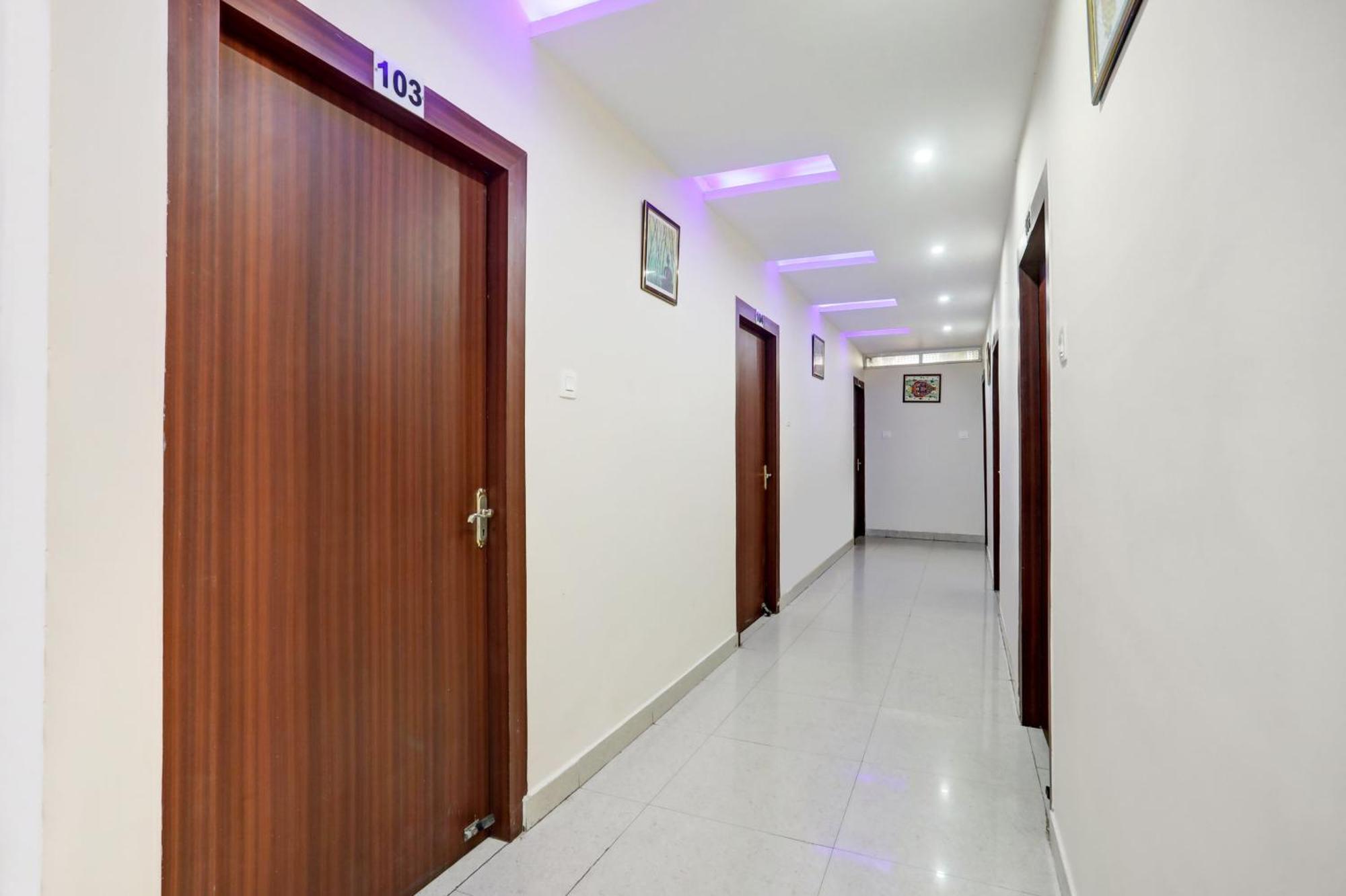 Super Collection O Danapur Near Railway Station Hotell Patna  Eksteriør bilde