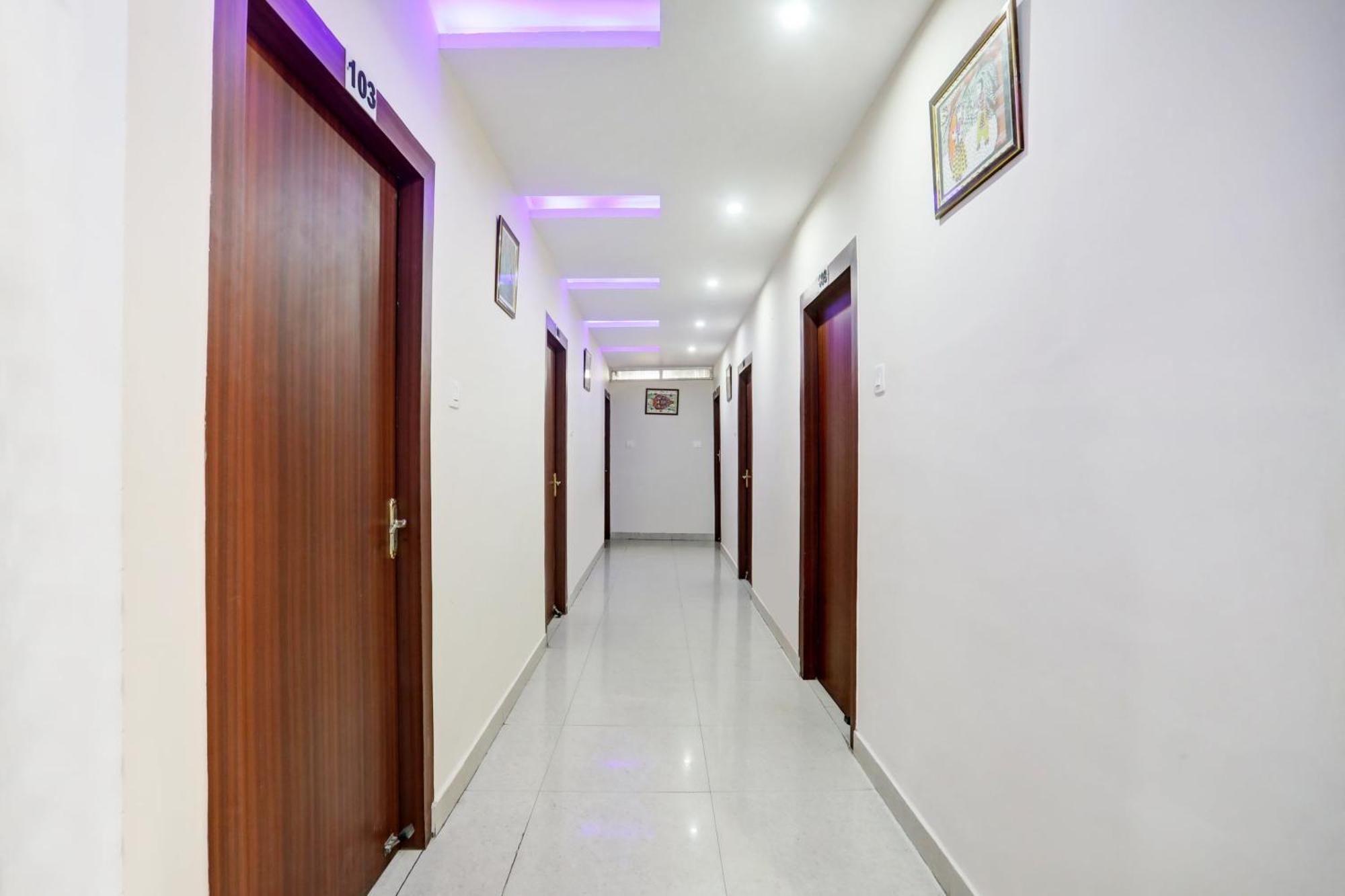 Super Collection O Danapur Near Railway Station Hotell Patna  Eksteriør bilde