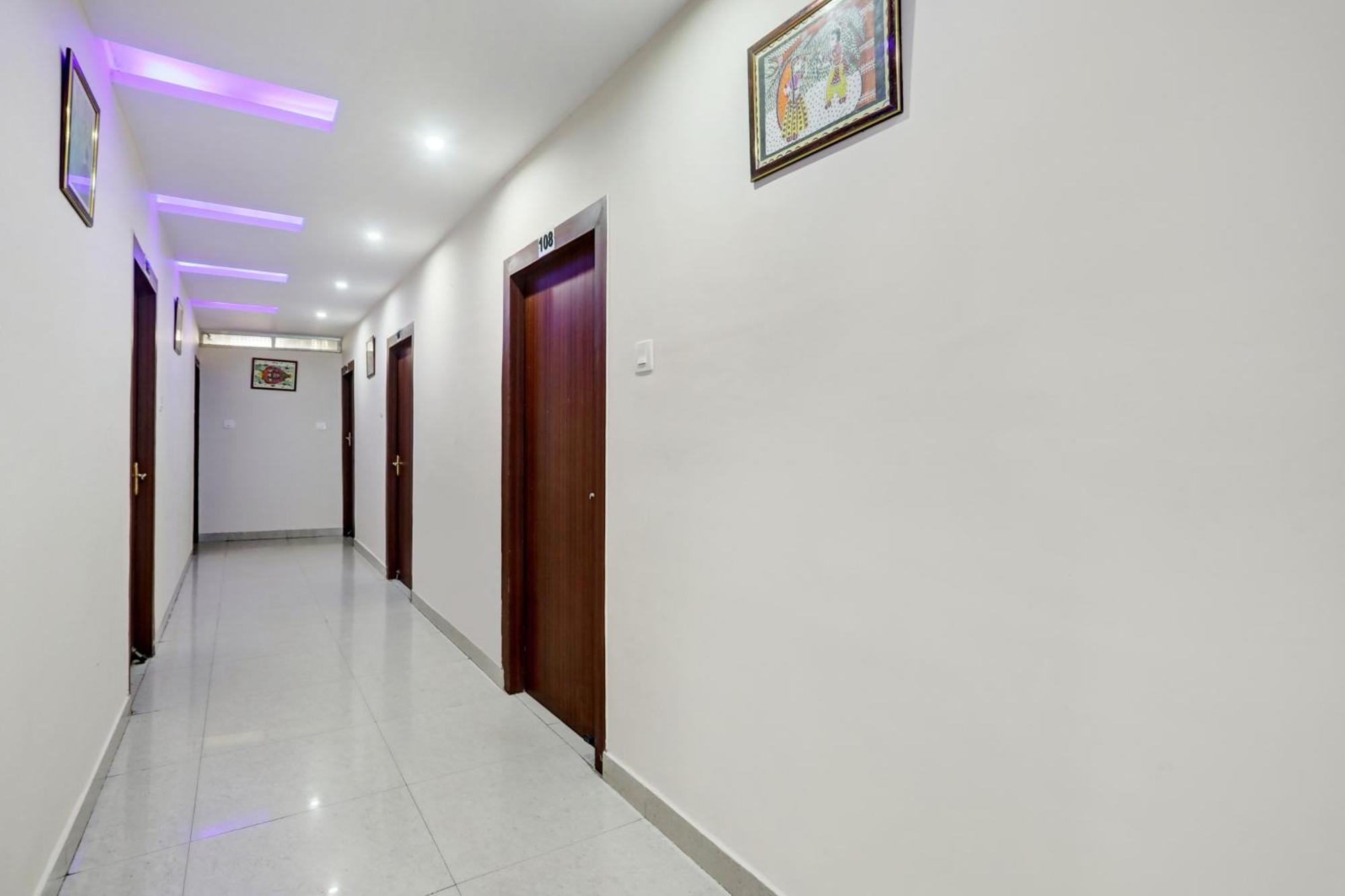 Super Collection O Danapur Near Railway Station Hotell Patna  Eksteriør bilde